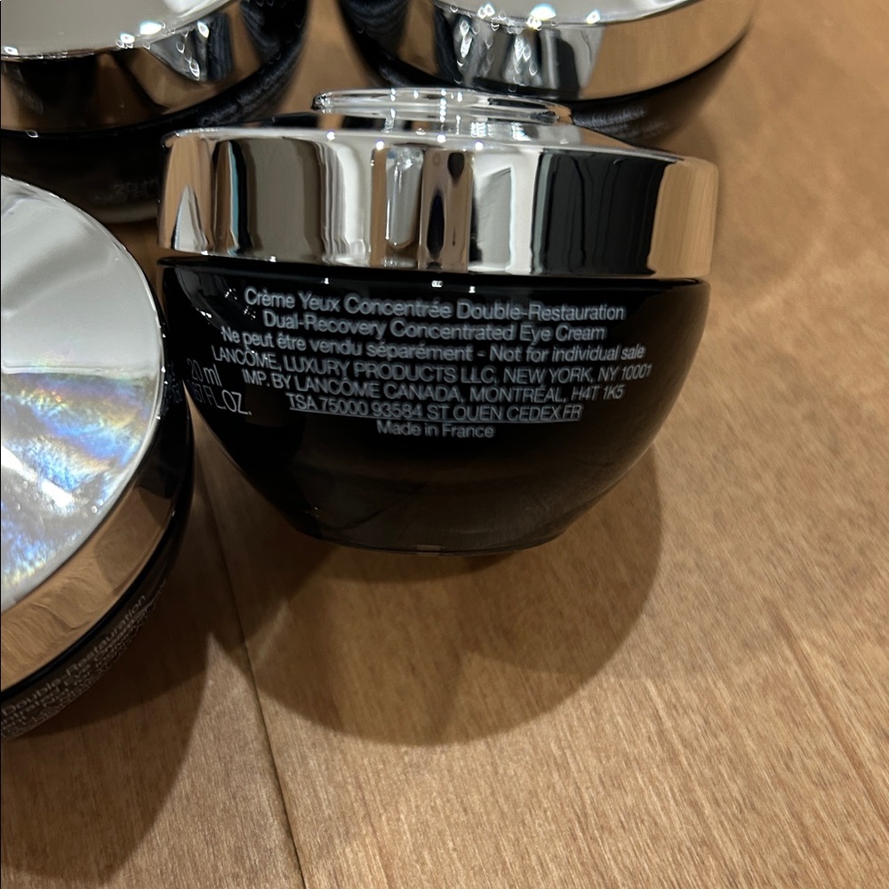 4 Génifique Yeux Ultimate Eye Cream - Picture 2 of 3